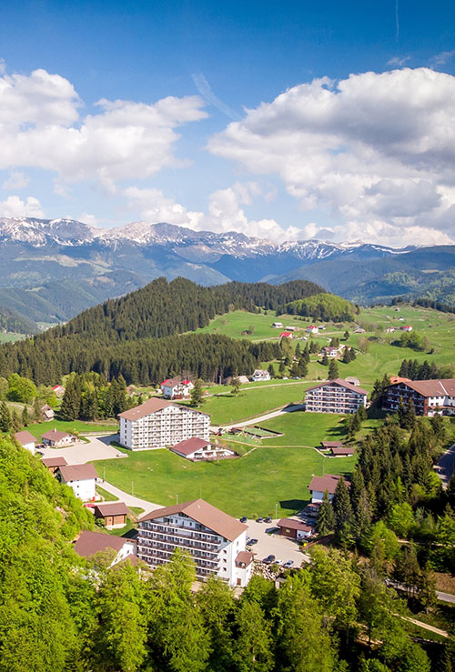 Fencing camp in Romania